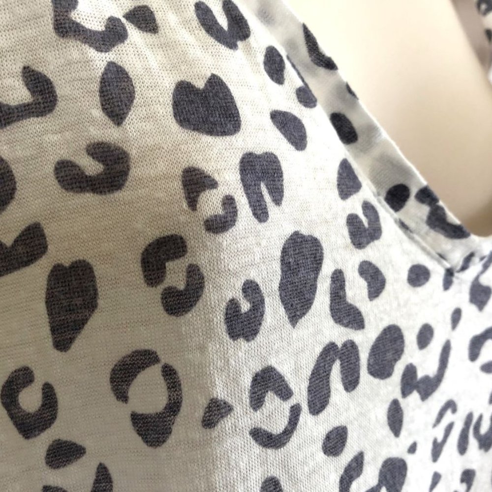 Rails Small White Leopard Print Linen Tee - image 5